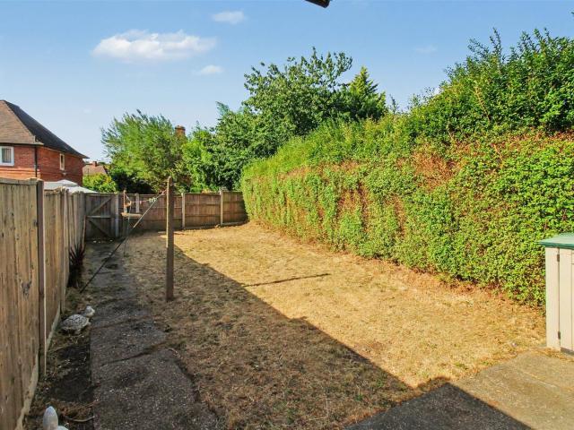 2 bed terraced house to rent in Tilbury Rise, Aspley, Nottingham, NG8 6EN