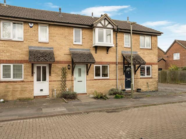 2 bed terraced house to rent in Torridge Drive, Didcot, OX11
