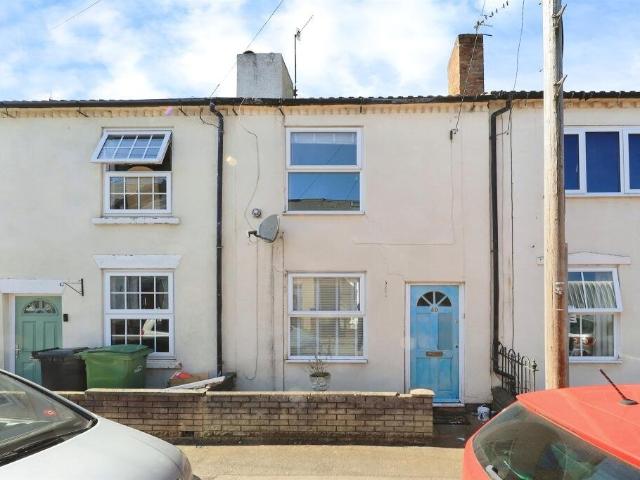 2 bed terraced house to rent in Wheeler Street, Stourbridge, DY8