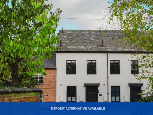 2 BED Terraced House To rent