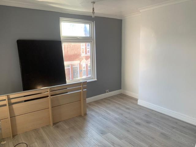 2 Bed – Terraced House – Vernon Road, Leicester, LE2 8GF. £950 PCM