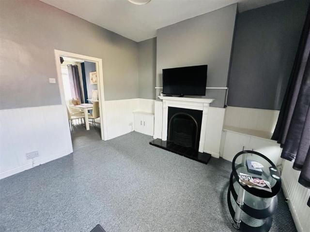 2 Bed Terraced House, Aldbourne Road, CV1