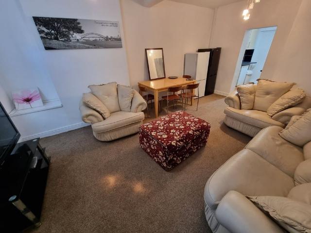 2 Bed Terraced House, Asbridge Street, L8