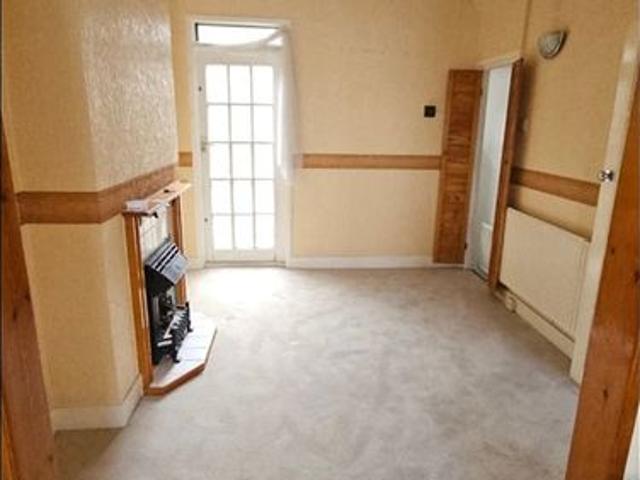 2 Bed Terraced House, Arnold Road, N15