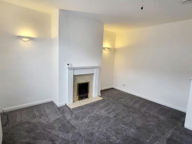 2 Bed Terraced House, Barkly Place, LS11