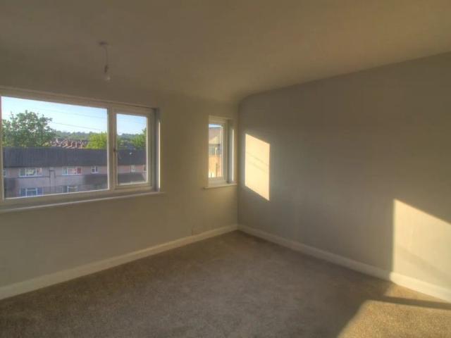 2 Bed Terraced House, Bullace Road, NG3