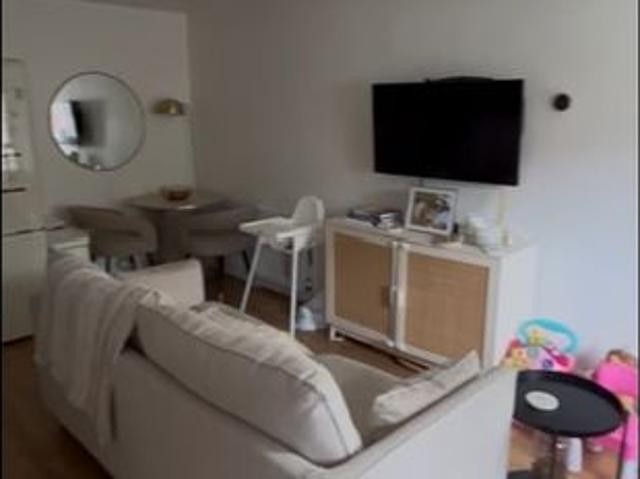 2 Bed Terraced House, Christchurch Close, SW19