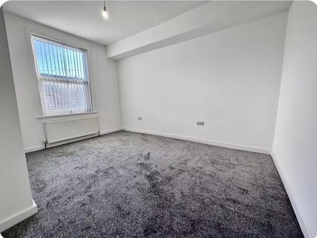 2 Bed Terraced House, Cobden Ave, LS12