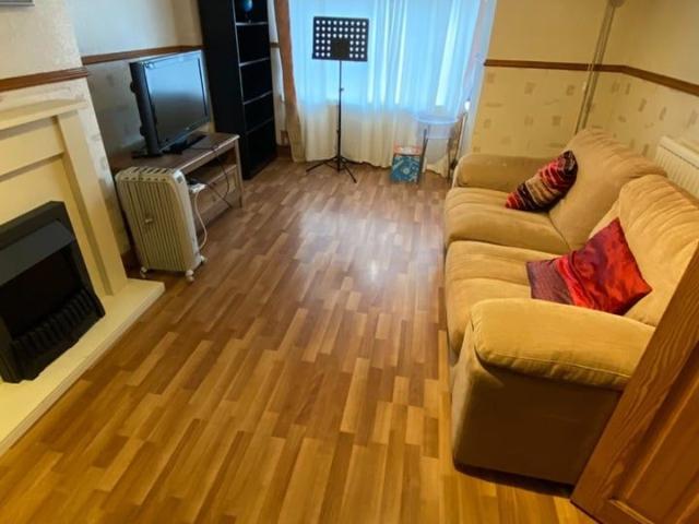 2 Bed Terraced House, Deevale Road, AB12