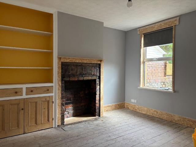 2 Bed Terraced House, Forest Avenue, BS16