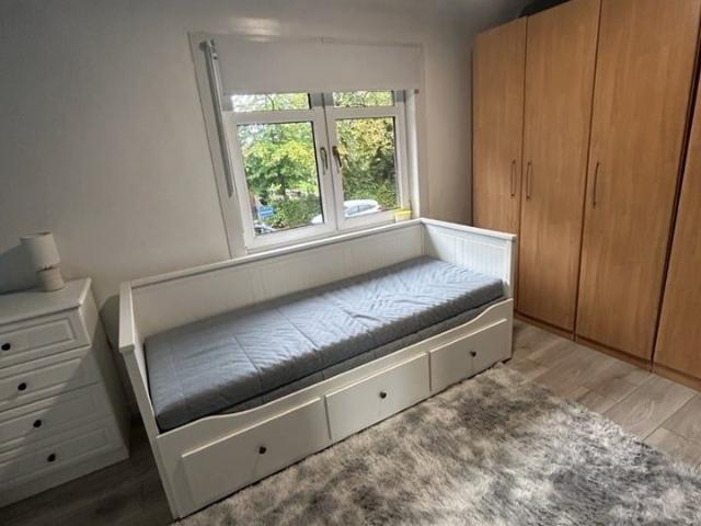 2 Bed Terraced House, Fullarton Avenue, G32