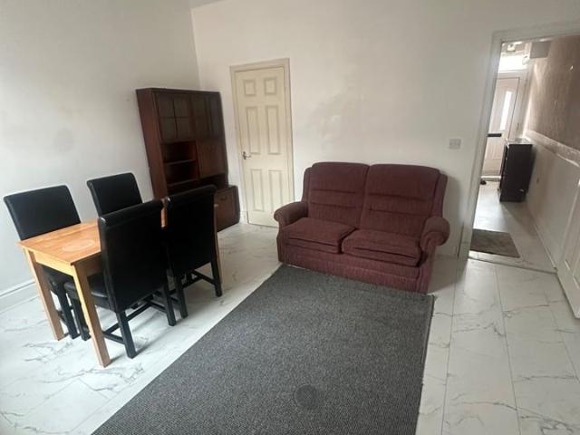 2 Bed Terraced House, Haddon St, M6