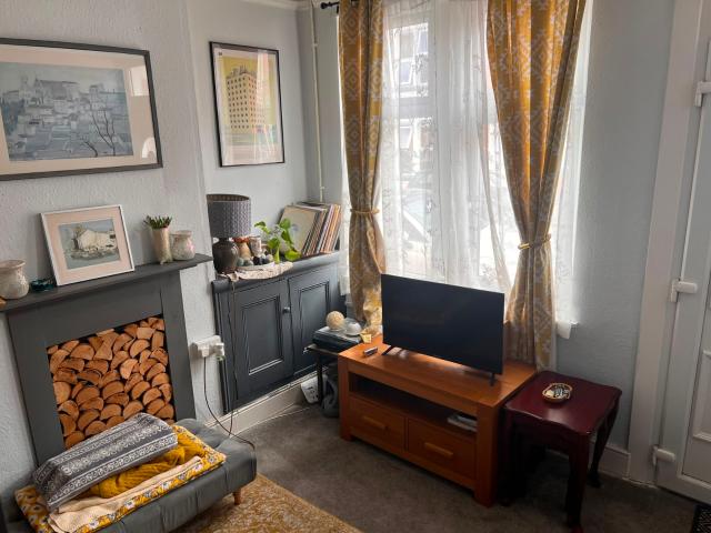 2 Bed – Terraced House – Latimer Street, Leicester, LE3 0QF. £995 PCM