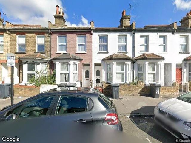 2 Bed Terraced House, Leslie Grove, CR0