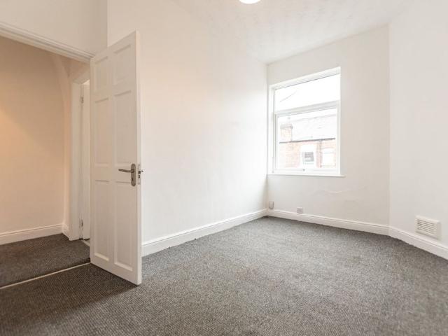 2 Bed Terraced House, Lydford St, M6