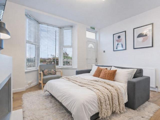 2 Bed Terraced House, Skelwith Road, S4