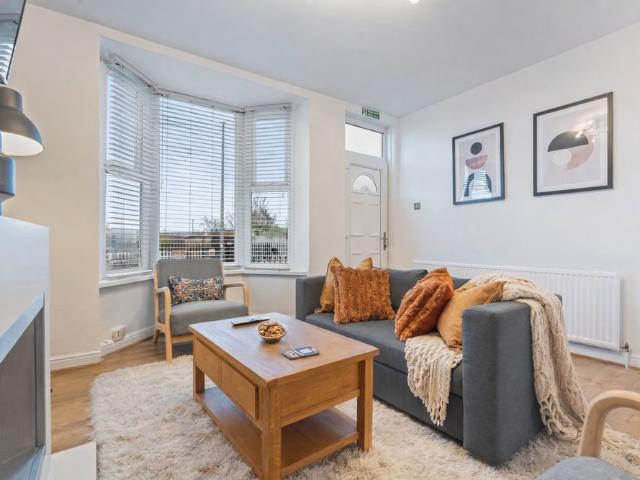 2 Bed Terraced House, Skelwith Road, S4