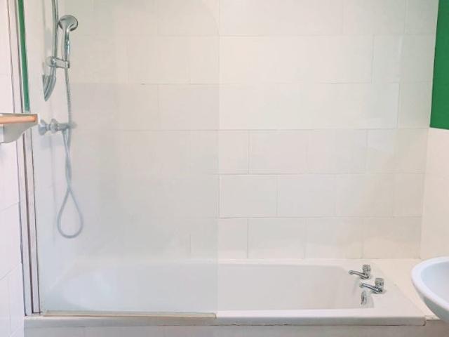 2 bed terraced property