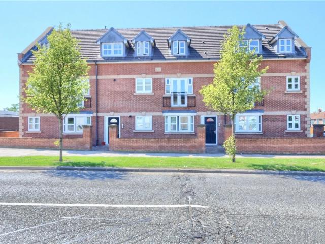2 bed to rent in Thornaby Road, Thornaby, TS17