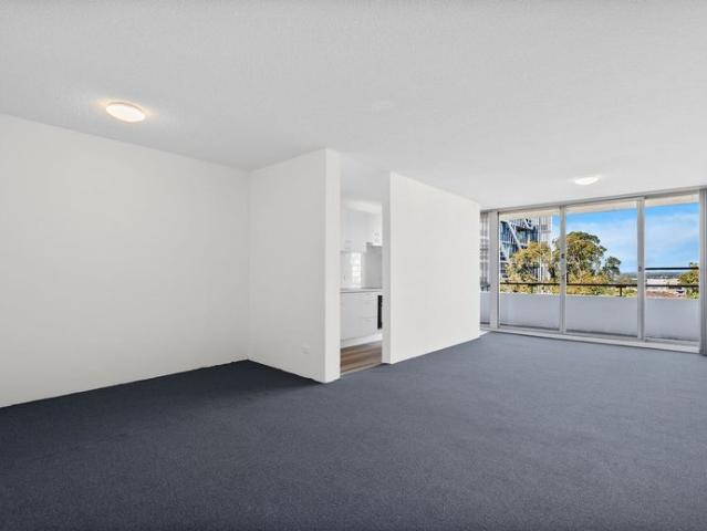 2 Bed Unit in the Heart of Bankstown