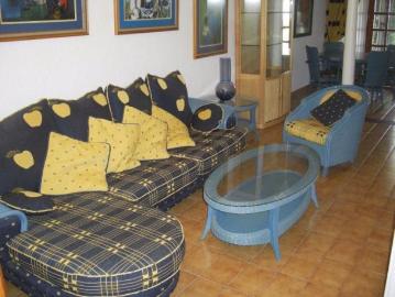 2 Bed Villa/House to Rent