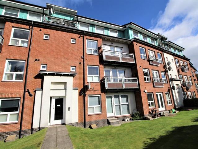 2 bed westend apartment