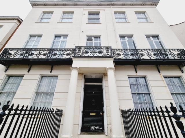 2 Bed Accommodation in Charlotte Street, Leamington Spa