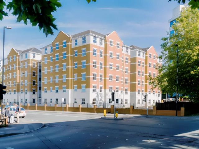 2 Bed Apartment