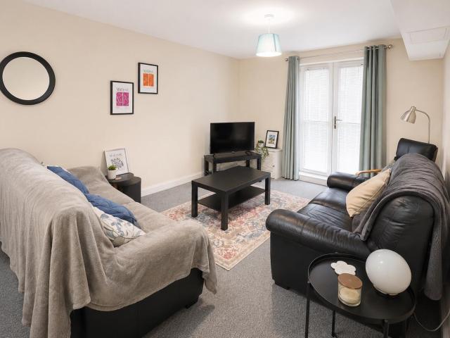 2 Bed Apartment
