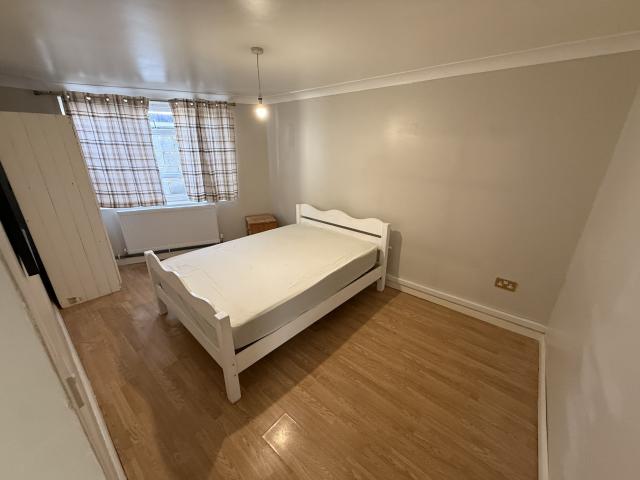 2 Bed Apartment Beavers Lane HOUNSLOW TW4 6EH Dream Homes Residentials Hounslow Limited