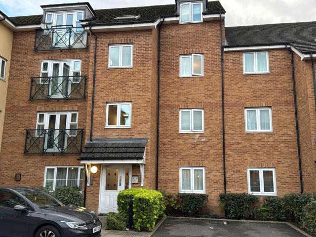 2 Bed Apartment Gwendoline Court Waltham Cross en8