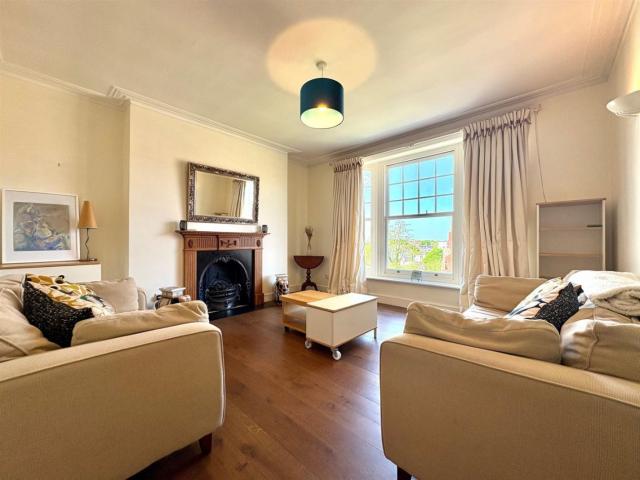 2 Bed Apartment For Rent
