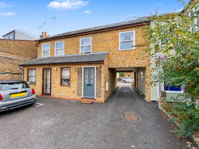 2 bed Apartment for Rent Bexley Street, Windsor