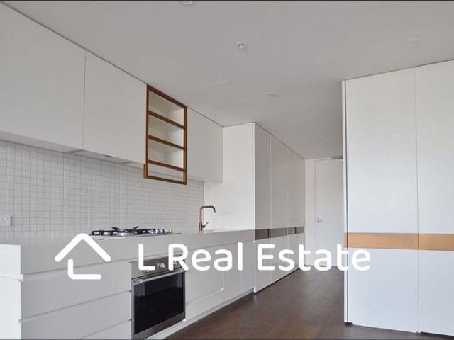 2 Bed Apartment for rent! Your chance to live in the heart of Glen Waverley!
