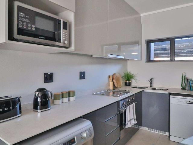 2 bed Apartment in a Prestigious Security Estate
