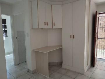 2 Bed Apartment in Oakglen