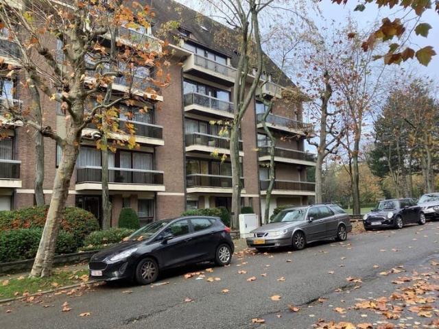 2 Bed Apartment in Uccle Ukkel, Avenue Château de Walzin