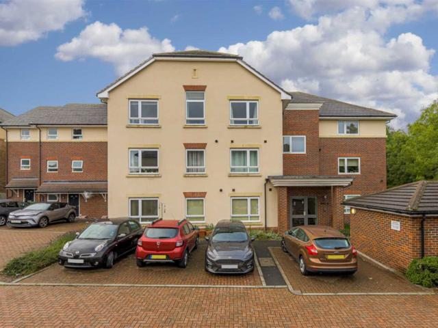 2 bed apartment let