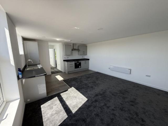 2 bed Apartment To Let