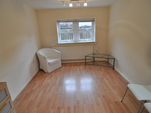 2 bed Apartment To Let