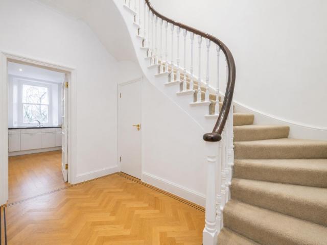 2 Bed Apartment To Let