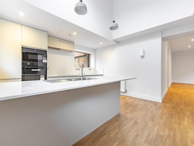 2 bed apartment to rent in Brandling Park Mews, Newcastle Upon Tyne, NE2