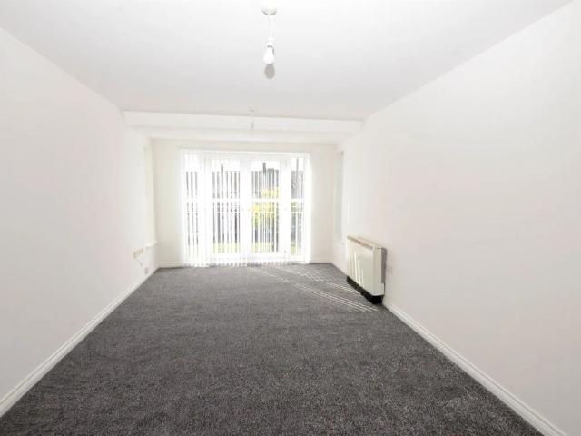2 bed apartment to rent in Cormorant Drive, Dunston, NE11