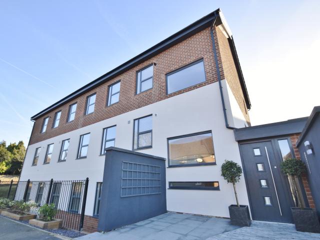 2 bed apartment to rent in Ludlow Hill Road, West Bridgford, Nottingham, Nottinghamshire, NG2 £850 per month