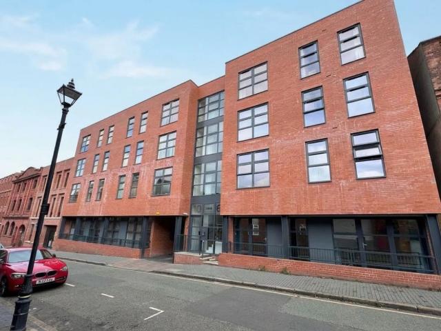 2 bed apartment to rent in Northwood Street, Birmingham, B3