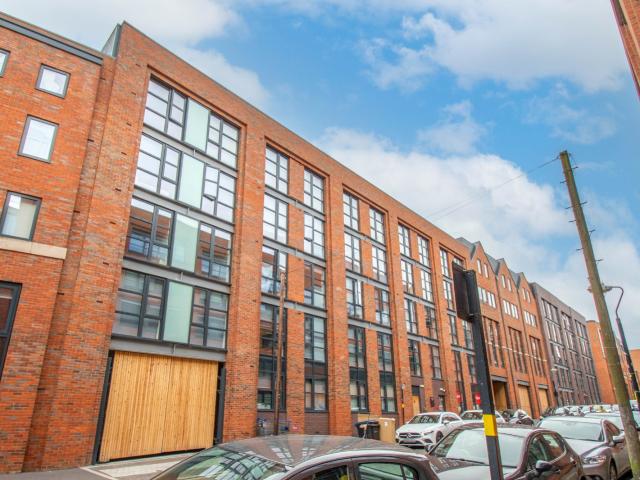 2 bed apartment to rent in Pope Street, Birmingham, B1