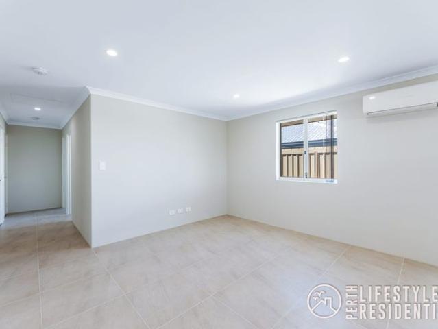 2 BED BEACHSIDE HOME