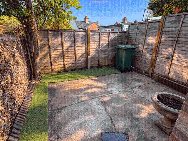 2 bed bungalow to rent in St. Johns Road, Hemel Hempstead, HP1 | Squire Estates Estate Agents Hemel Hempstead