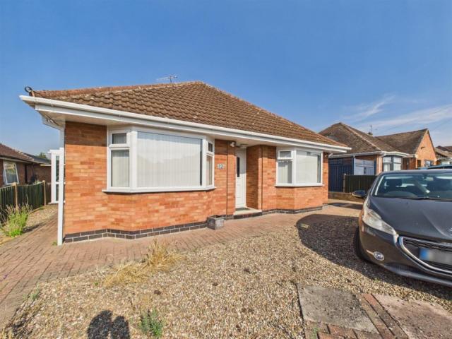 2 BED Bungalow To rent