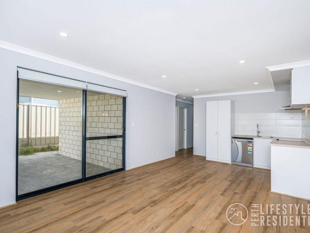 2 BED COASTAL HOME WITH GARAGE